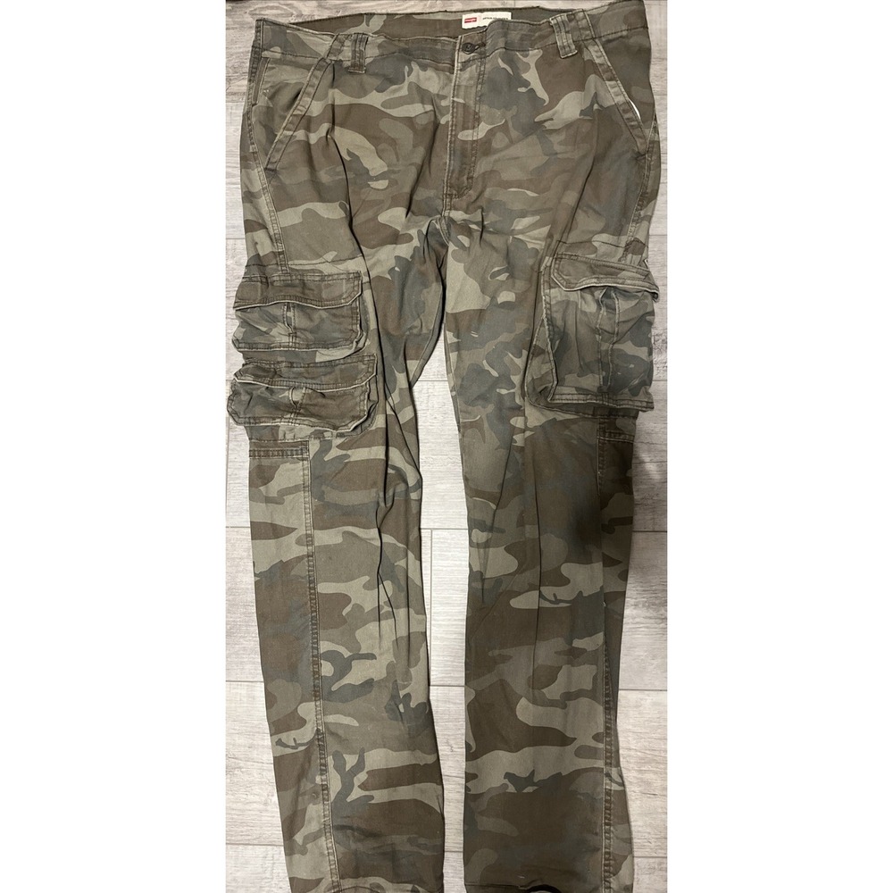 Wrangler Pants Mens 38x32 Green Camo Cargo Regular Taper Stretch Hunting Outdoor